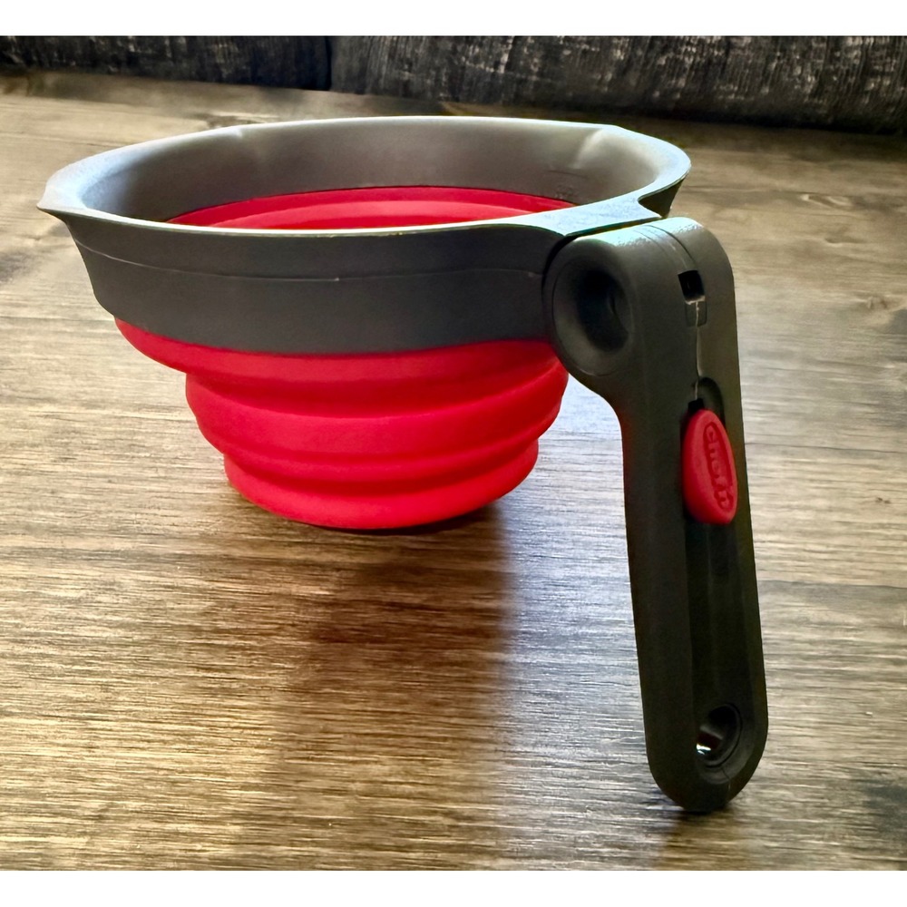 Chef'n SleekStor Measuring Cup 2 Cup Red Excellent Collapsible Silicone